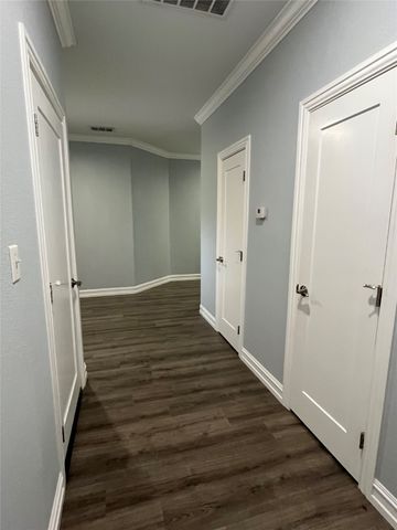 431 Golden Pond Drive, Cedar Hill, TX 75104