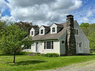 1786 South Undermountain Road, Sheffield, MA 02157