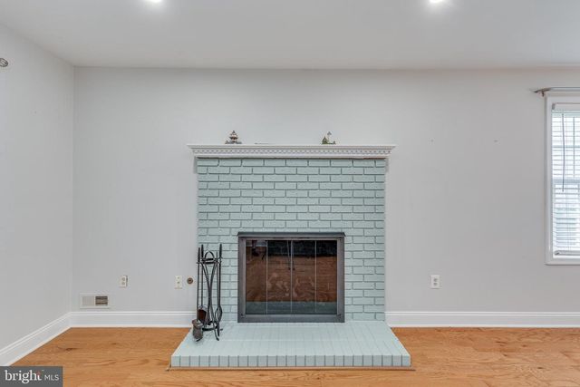 54 N HORSESHOE LN, Columbus, NJ 08022