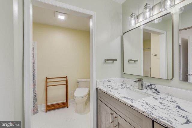 54 N HORSESHOE LN, Columbus, NJ 08022