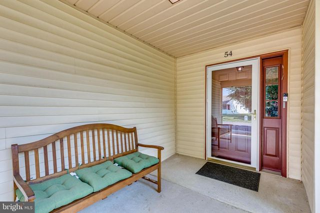 54 N HORSESHOE LN, Columbus, NJ 08022