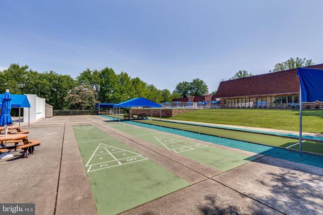 54 N HORSESHOE LN, Columbus, NJ 08022