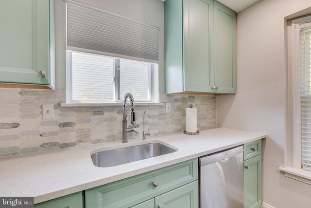 54 N HORSESHOE LN, Columbus, NJ 08022
