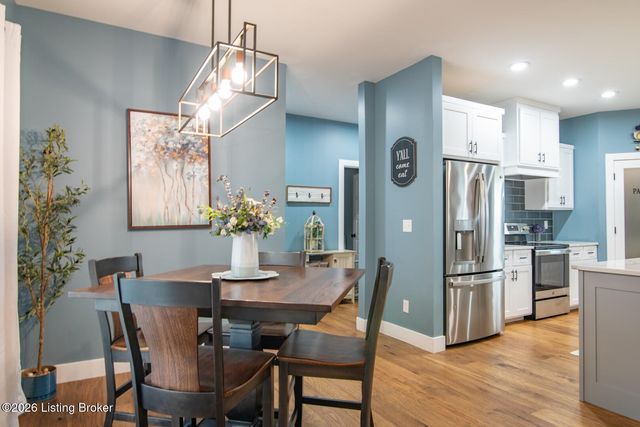 108 Summit Creek Dr, Elizabethtown, KY 42701