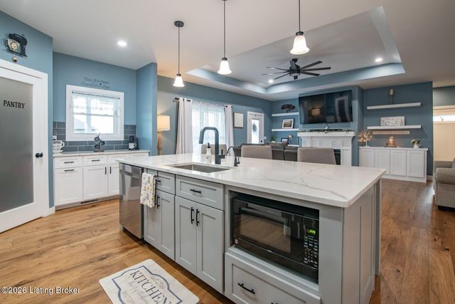 108 Summit Creek Dr, Elizabethtown, KY 42701