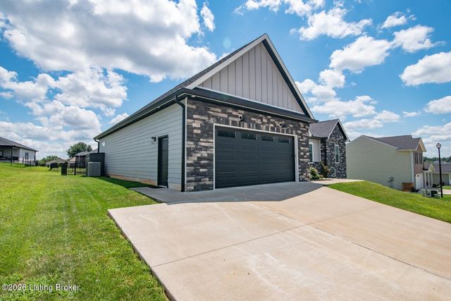 108 Summit Creek Dr, Elizabethtown, KY 42701