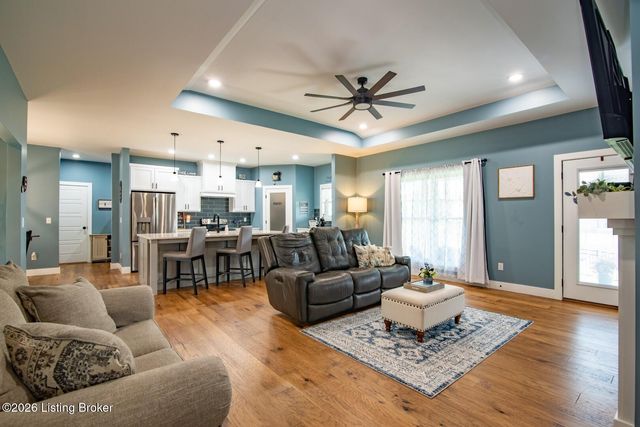 108 Summit Creek Dr, Elizabethtown, KY 42701