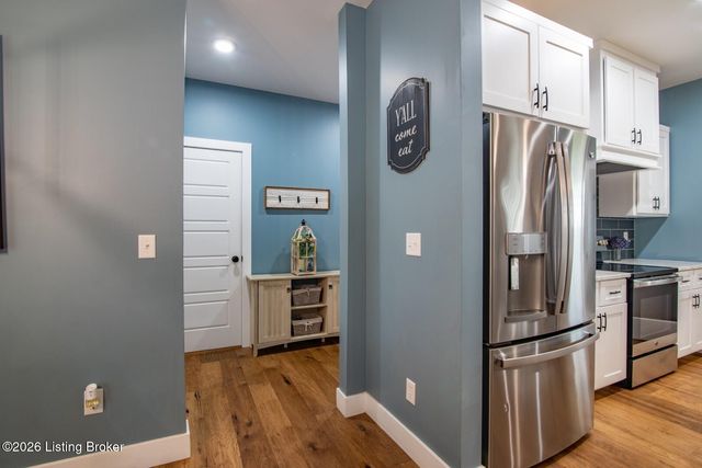 108 Summit Creek Dr, Elizabethtown, KY 42701