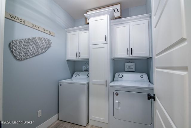 108 Summit Creek Dr, Elizabethtown, KY 42701
