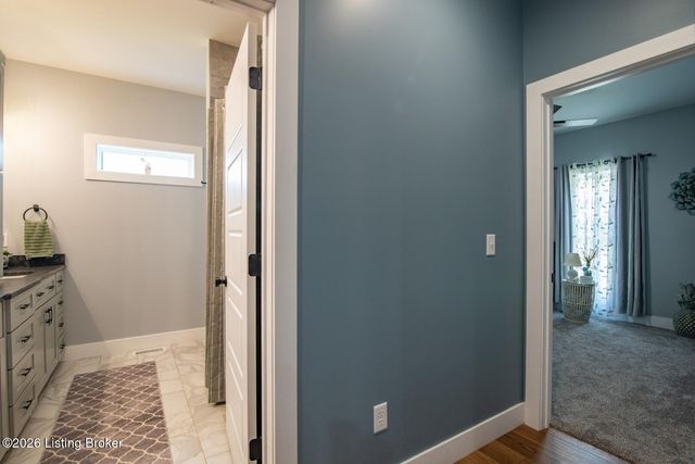 108 Summit Creek Dr, Elizabethtown, KY 42701
