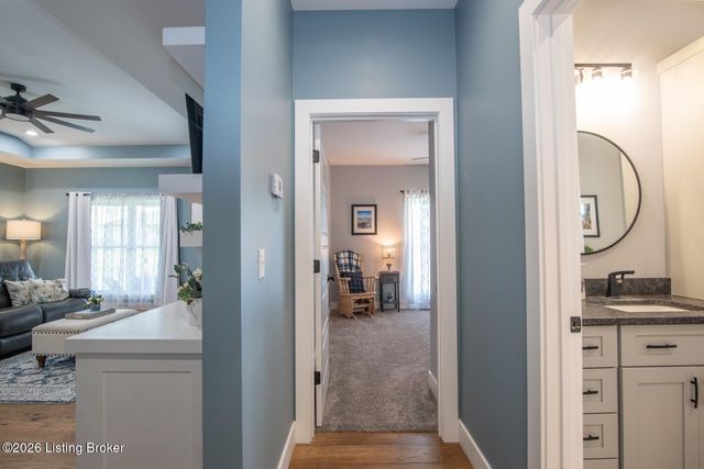108 Summit Creek Dr, Elizabethtown, KY 42701