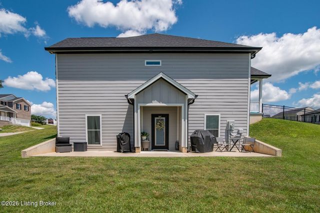 108 Summit Creek Dr, Elizabethtown, KY 42701