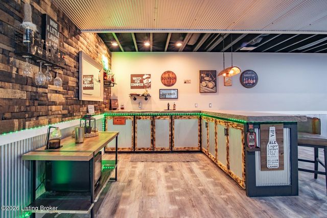 108 Summit Creek Dr, Elizabethtown, KY 42701