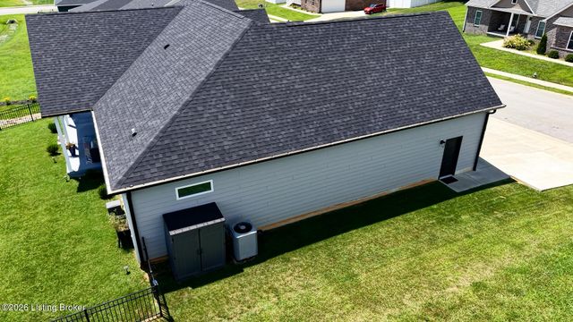 108 Summit Creek Dr, Elizabethtown, KY 42701