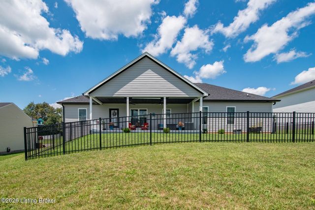 108 Summit Creek Dr, Elizabethtown, KY 42701