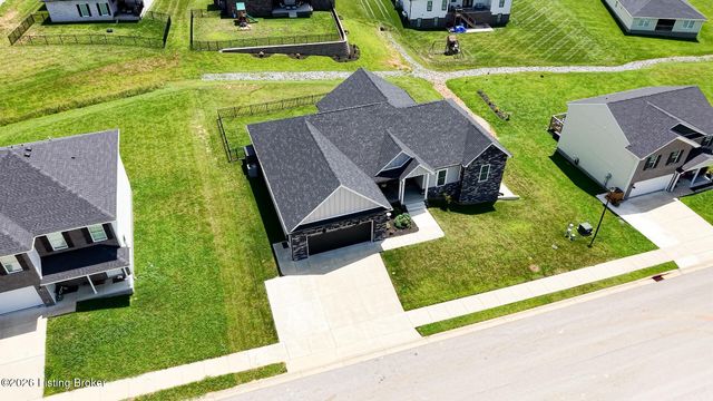 108 Summit Creek Dr, Elizabethtown, KY 42701