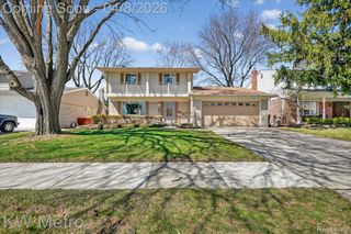 5037 Thorncroft Avenue, Royal Oak, MI 48073