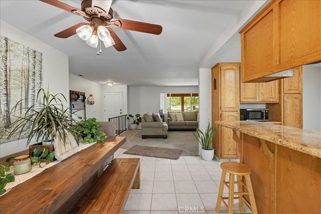7344 Oxford Avenue, Hesperia, CA 92345