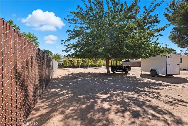 7344 Oxford Avenue, Hesperia, CA 92345