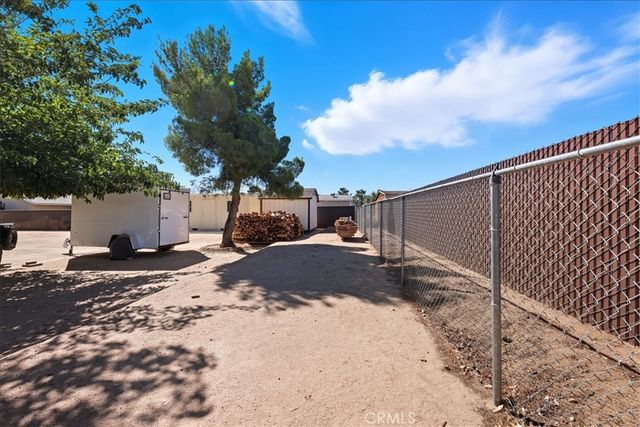7344 Oxford Avenue, Hesperia, CA 92345