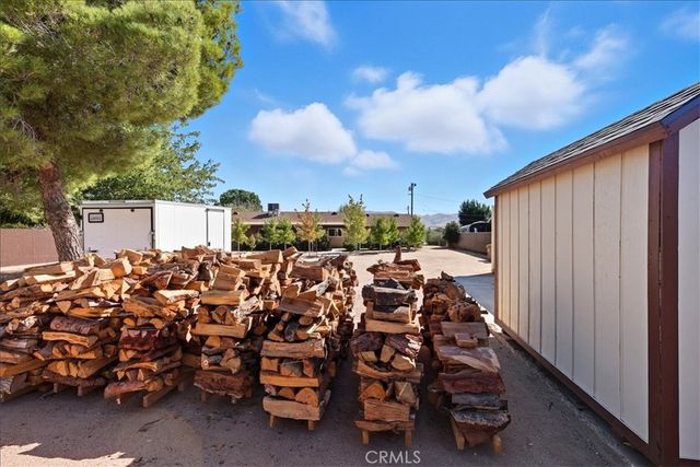 7344 Oxford Avenue, Hesperia, CA 92345