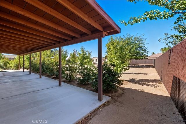7344 Oxford Avenue, Hesperia, CA 92345