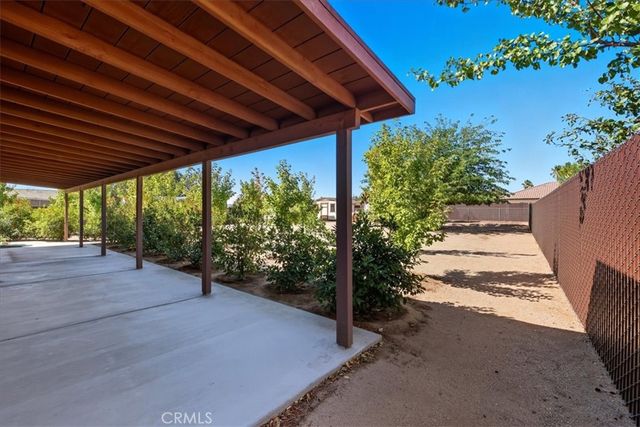 7344 Oxford Avenue, Hesperia, CA 92345