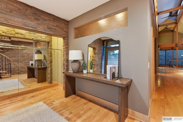21428 Hickory Street, Elkhorn, NE 68022