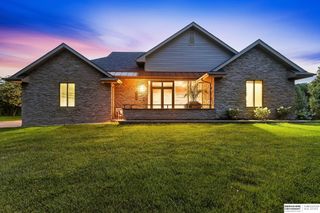 21428 Hickory Street, Elkhorn, NE 68022