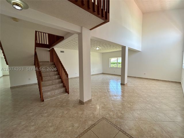 6611 SW 99th Ave, Miami, FL 33173