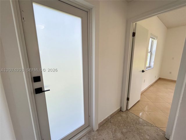6611 SW 99th Ave, Miami, FL 33173