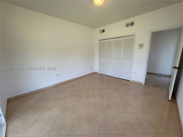 6611 SW 99th Ave, Miami, FL 33173