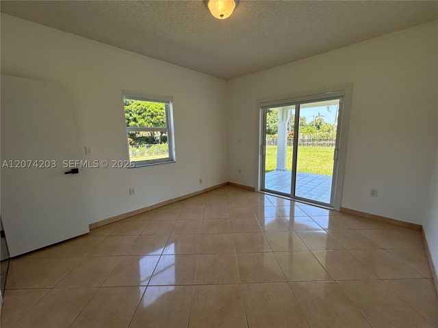 6611 SW 99th Ave, Miami, FL 33173