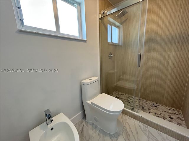 6611 SW 99th Ave, Miami, FL 33173