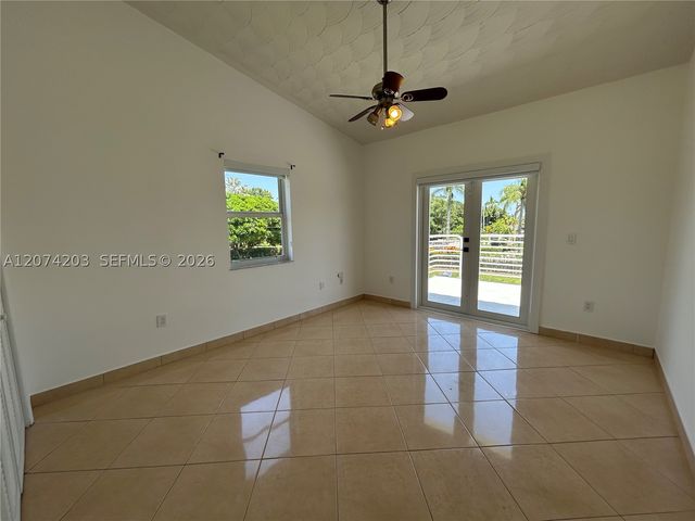 6611 SW 99th Ave, Miami, FL 33173