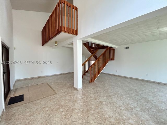 6611 SW 99th Ave, Miami, FL 33173