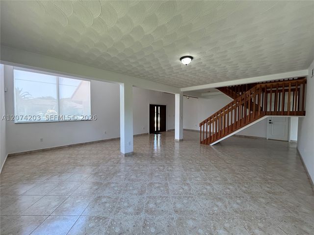 6611 SW 99th Ave, Miami, FL 33173