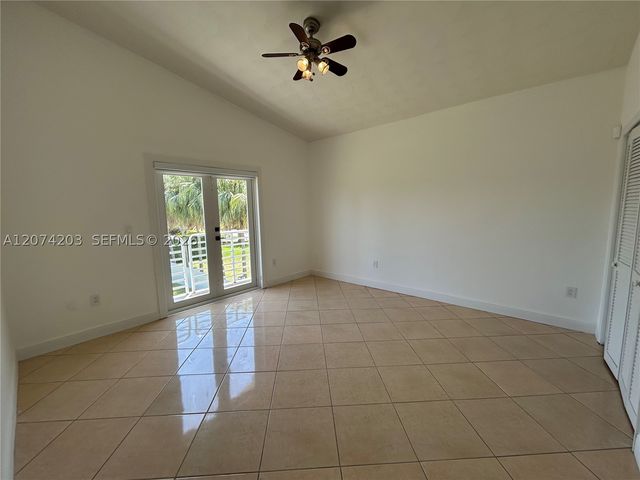 6611 SW 99th Ave, Miami, FL 33173