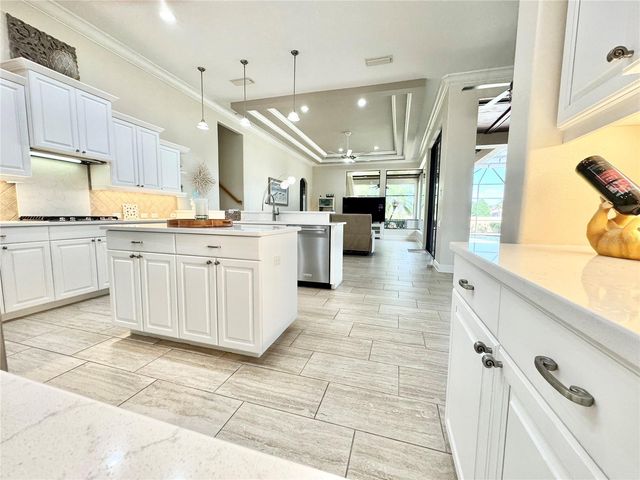 6919 DOMINION LANE, Lakewood Ranch, FL 34202
