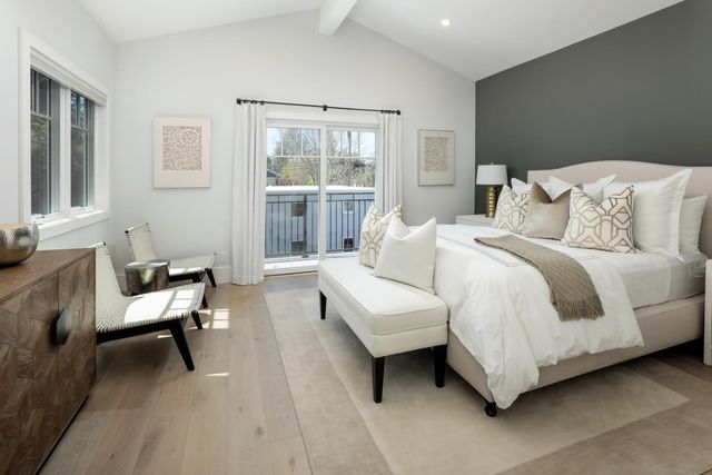1909 Menalto Avenue, Menlo Park, CA 94025