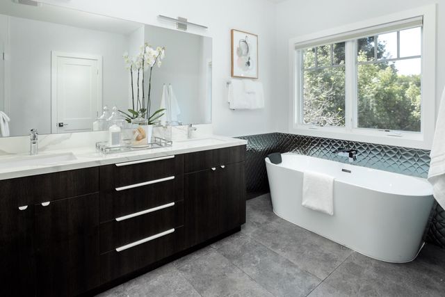 1909 Menalto Avenue, Menlo Park, CA 94025