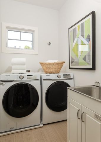 1909 Menalto Avenue, Menlo Park, CA 94025