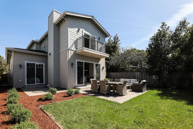 1909 Menalto Avenue, Menlo Park, CA 94025