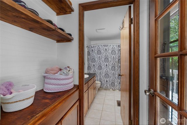 7004 Alderwood Court SE, Lacey, WA 98503
