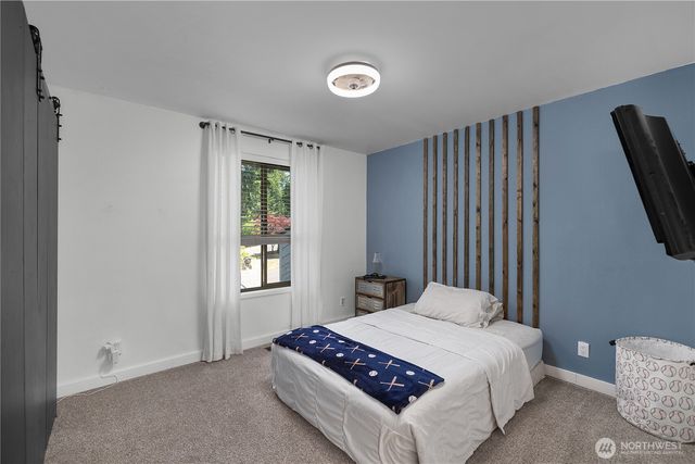 7004 Alderwood Court SE, Lacey, WA 98503