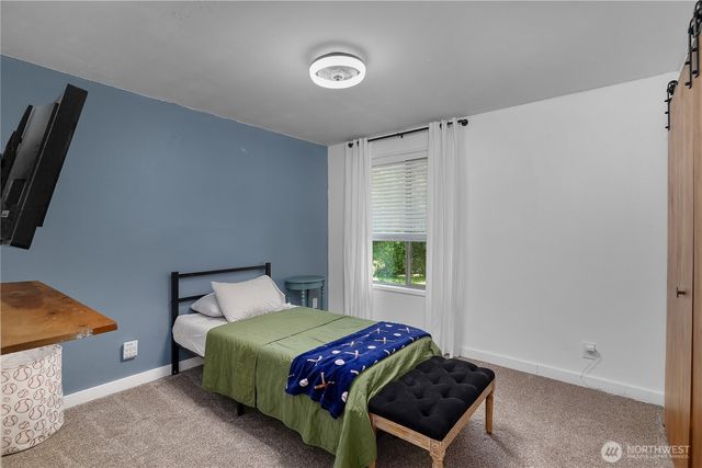 7004 Alderwood Court SE, Lacey, WA 98503