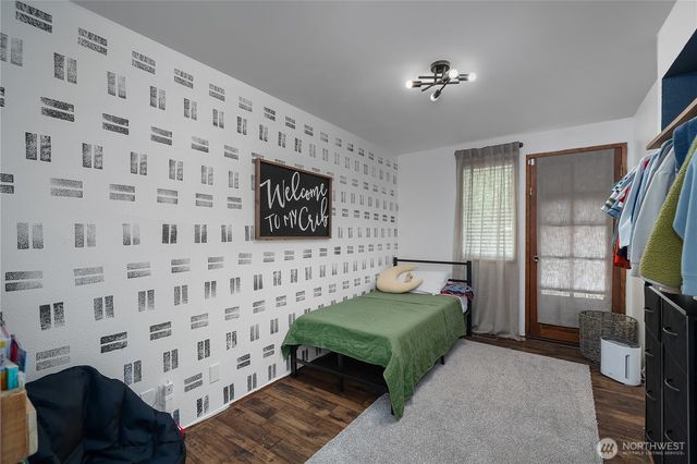 7004 Alderwood Court SE, Lacey, WA 98503