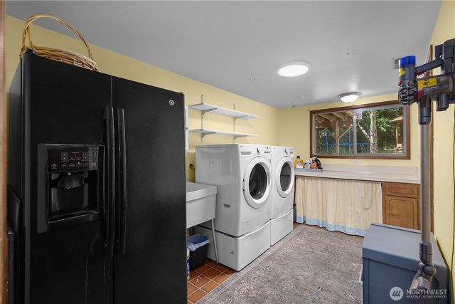 7004 Alderwood Court SE, Lacey, WA 98503