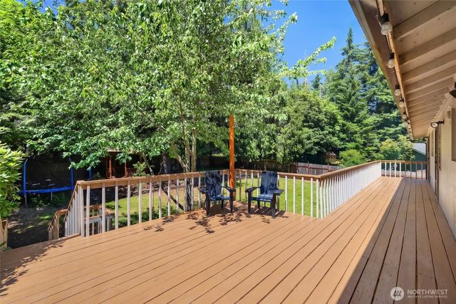 7004 Alderwood Court SE, Lacey, WA 98503