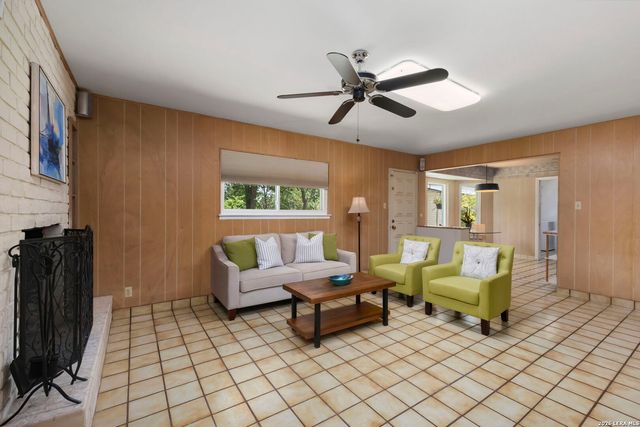 6516 ADAIR DR, Leon Valley, TX 78238
